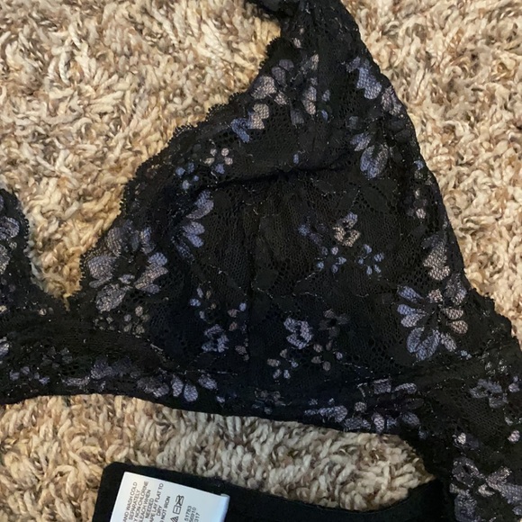 Bralette - Picture 2 of 4